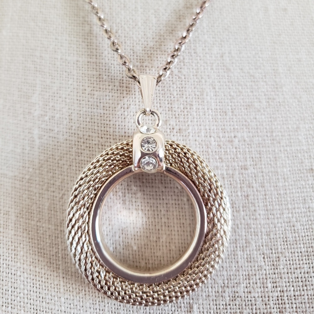 Round Textured Woven Circle Pendant Necklace